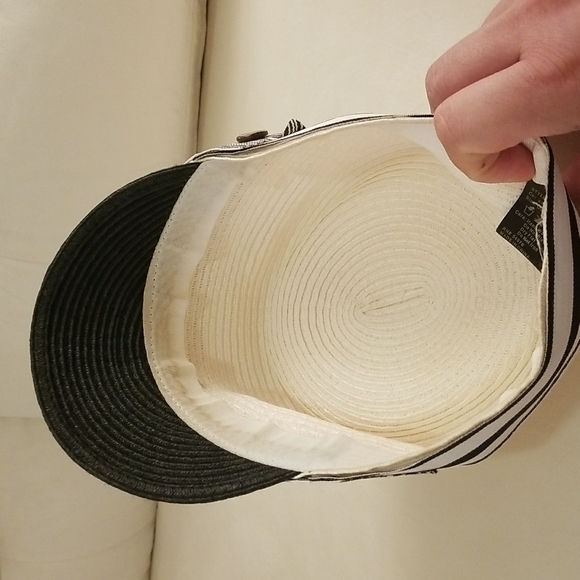 Canvas hat - Picture 3 of 3